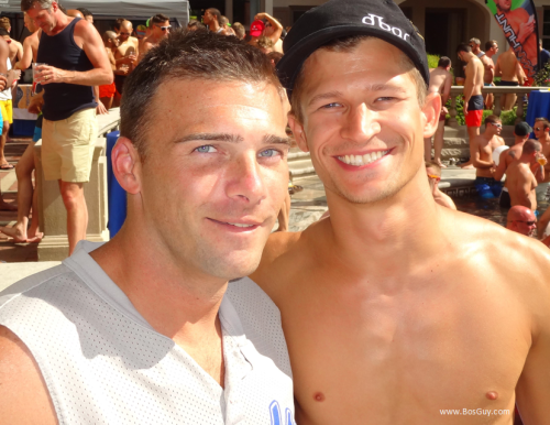 Manhunt Pool Party Men 7