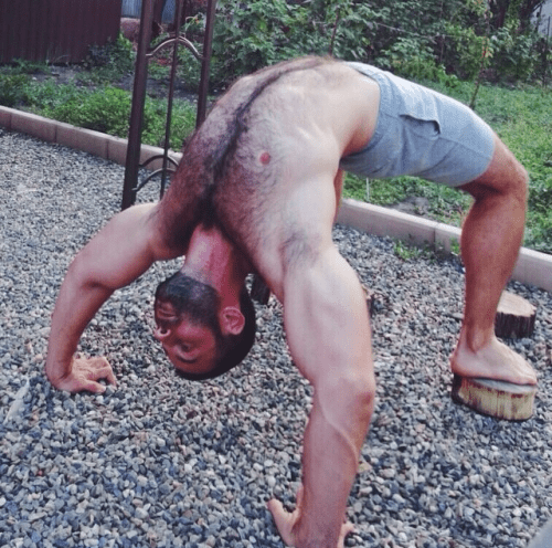 Bonus Fur bending backwards