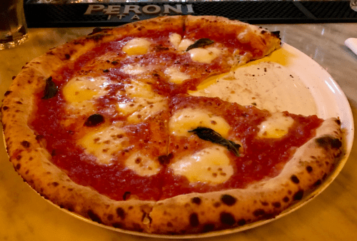 NYC Pizzeria, Tavola Hell's Kitchen