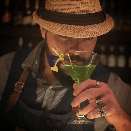 cocktail, drinking, bar, bar tender